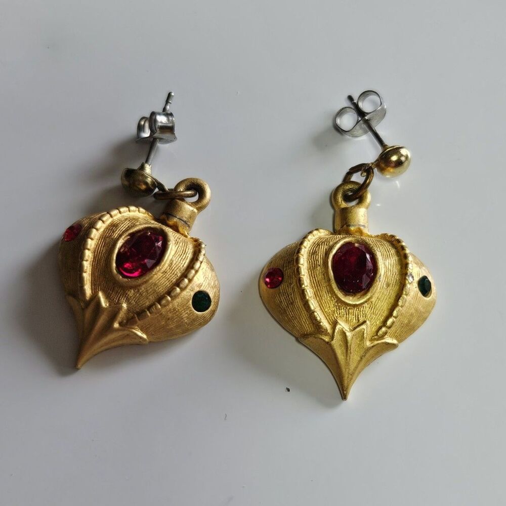 Holiday Vintage Drop Dangle Earrings by Dale Gold Plate Emerald Ruby Rhinestones